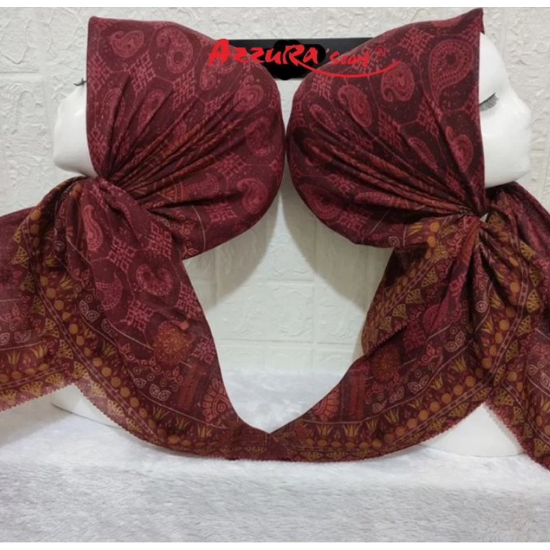 Hijab segiempat voal premium motif oca maroon