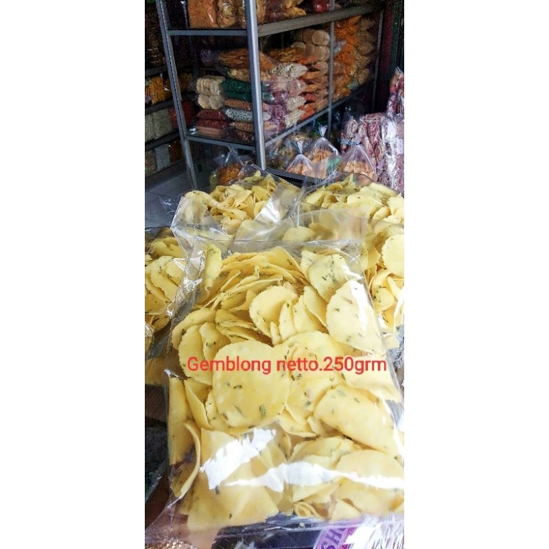 

Kecimpring Bawang khas Kuningan kemasan 250grm free Packing Bubelwrap