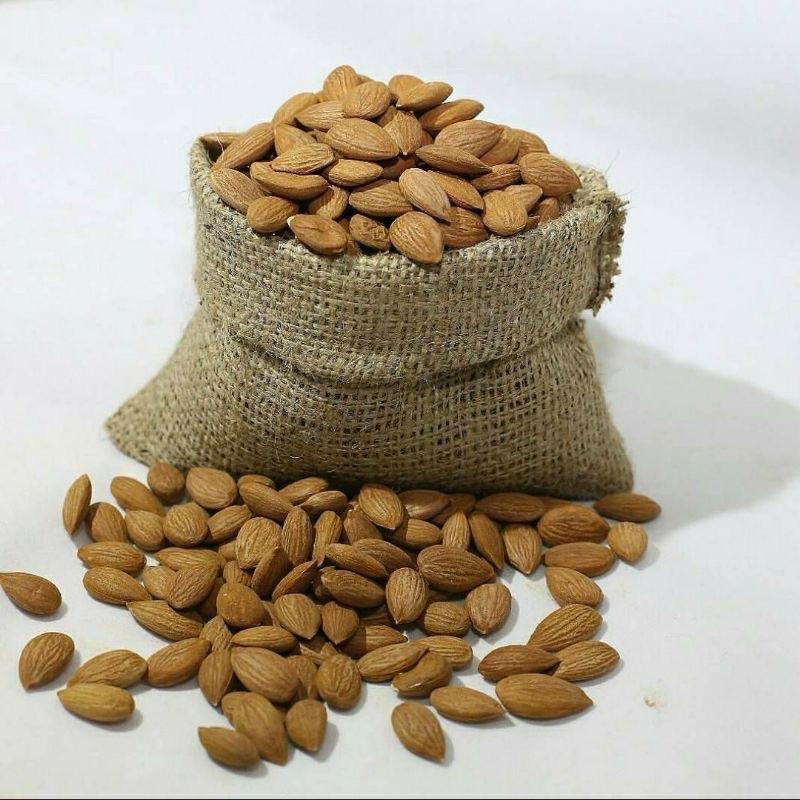 

Almond Panggang - Natural Roasted Almond 1 Kg