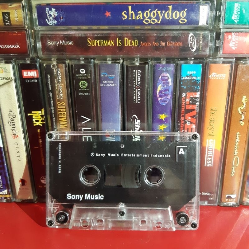 Kaset Cokelat Coklat Rasa Baru Bendera Karma Special Edition hanya kaset