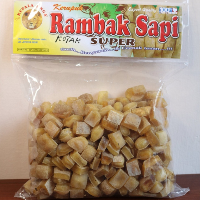 

KERUPUK RAMBAK MENTAH RAMBAK SAPI KOTAK KEPALA SINGA | CAMILAN OLEH OLEH SURABAYA SNACK MAKANAN RINGAN KRUPUK