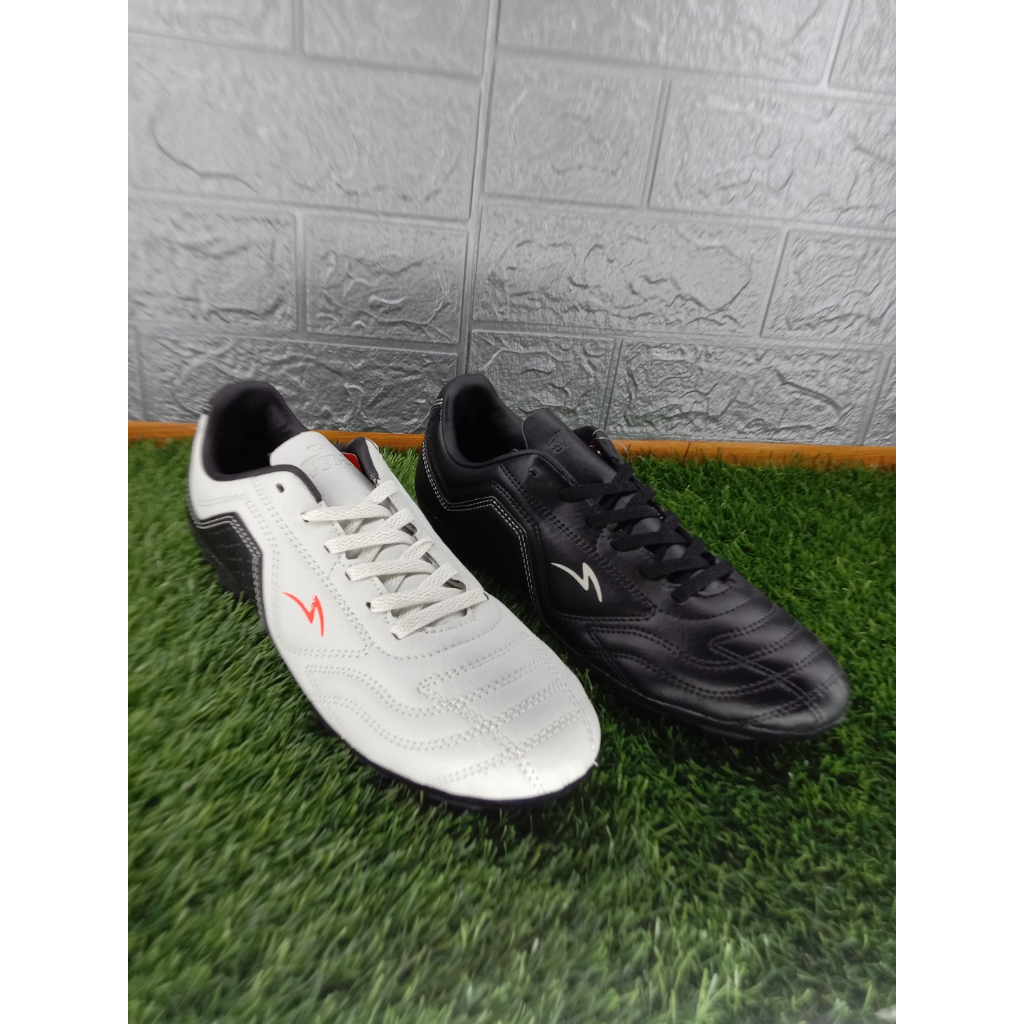 SPECS Sepatu Sepak Bola ASTERA FG