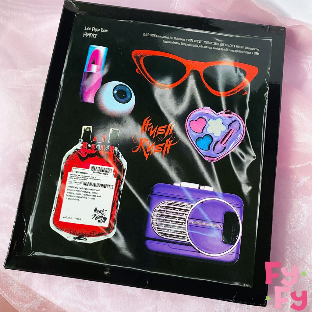 Lee Chae Yeon HUSH RUSH [ ALBUM ONLY ] - Vampire ver. - IZ*ONE