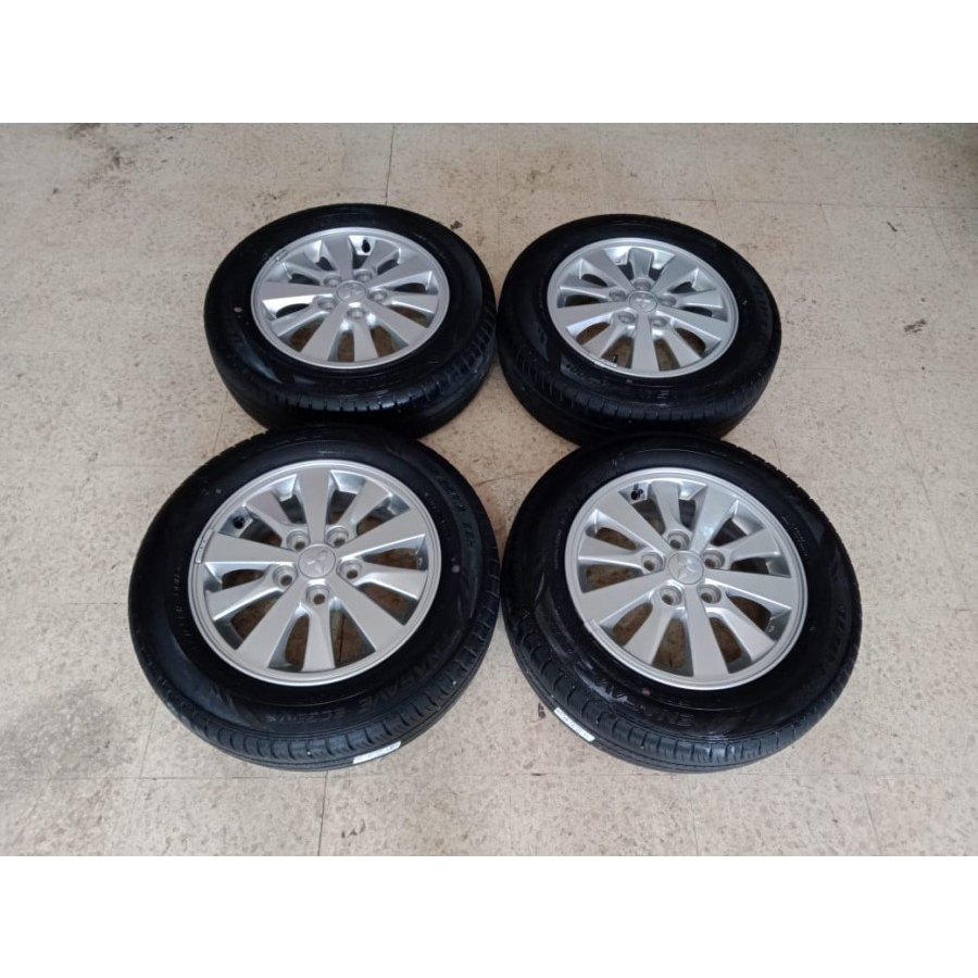 velg bekas mobil x pander r15 pcd 5x114 dan ban 185 65 15