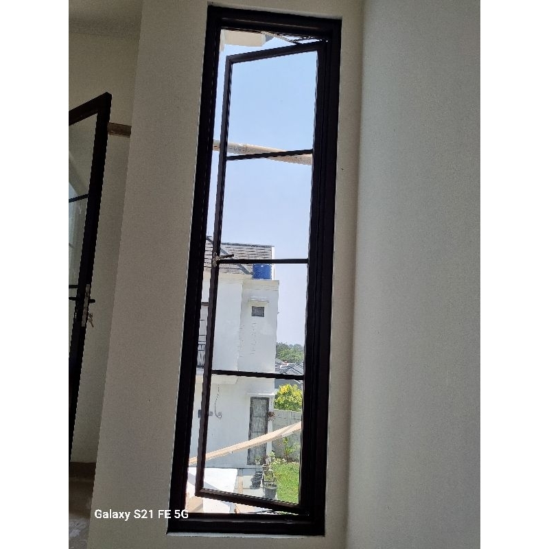 kusen Jendela Alumunium variasi ornamen