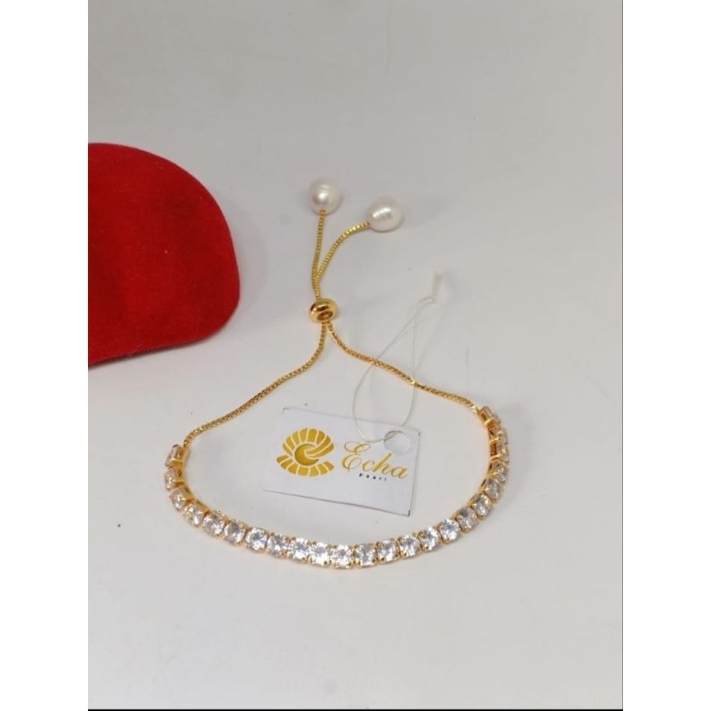 gelang serut dengan mutiara air tawar dan zirkon