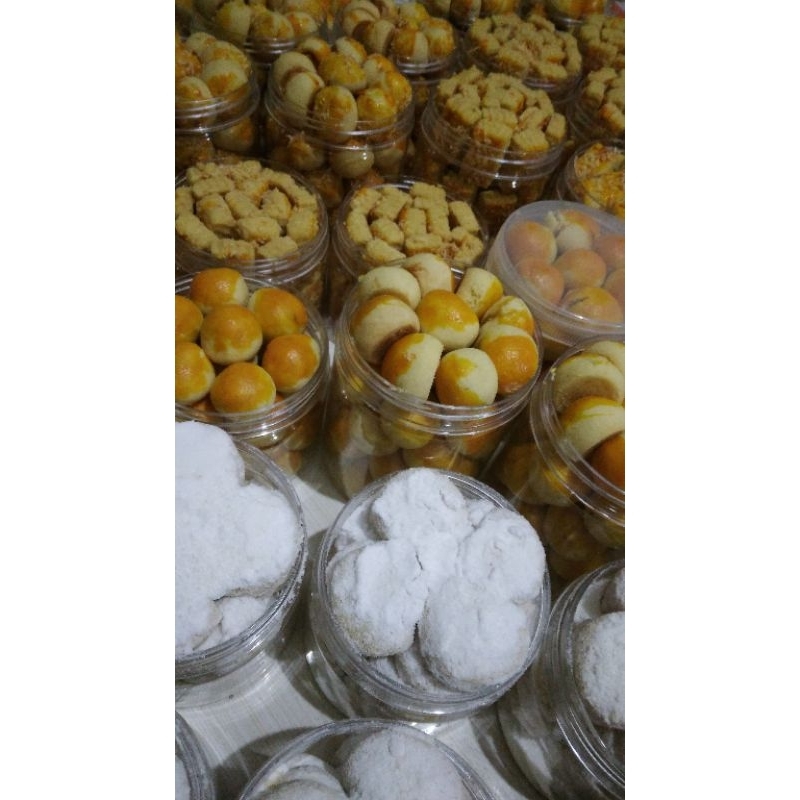 

Kue Kering serba 40 rb uk toples 600 ml