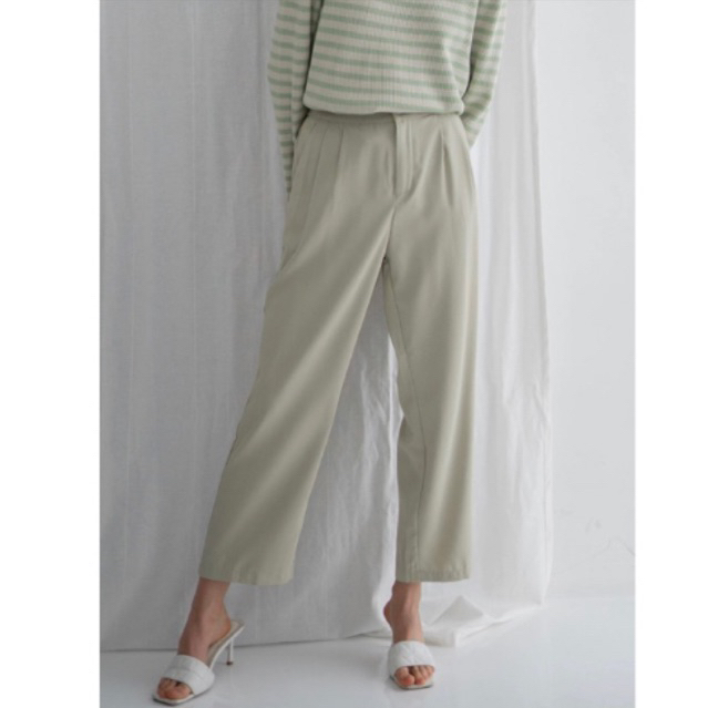 This is April Sage Green Celana Kulot NEW (lengkap tag dan plastik)