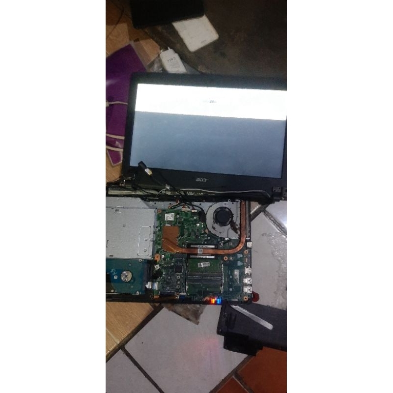 motherboard acer e5 475G core i3 Gen 6 ddr4 mati nyala