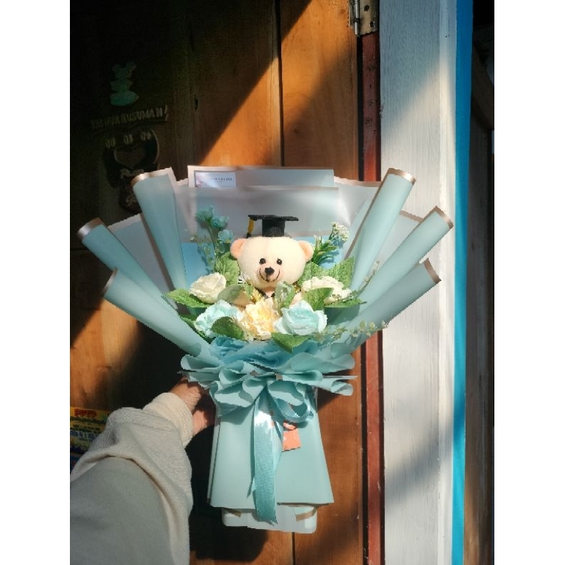 bouqet wisuda / Bouqet boneka / Bouqet bunga