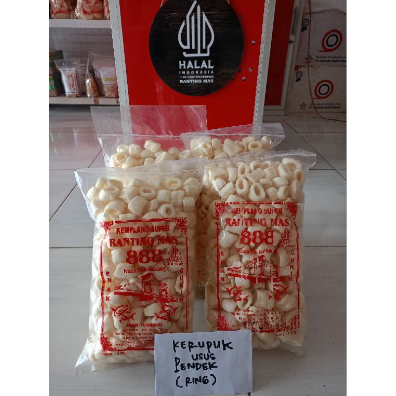 

KERUPUK USUS PENDEK SUPER KEMPLANG USUS KECIL IKAN TENGGIRI SUPER (1KG) 4 BUNGKUS