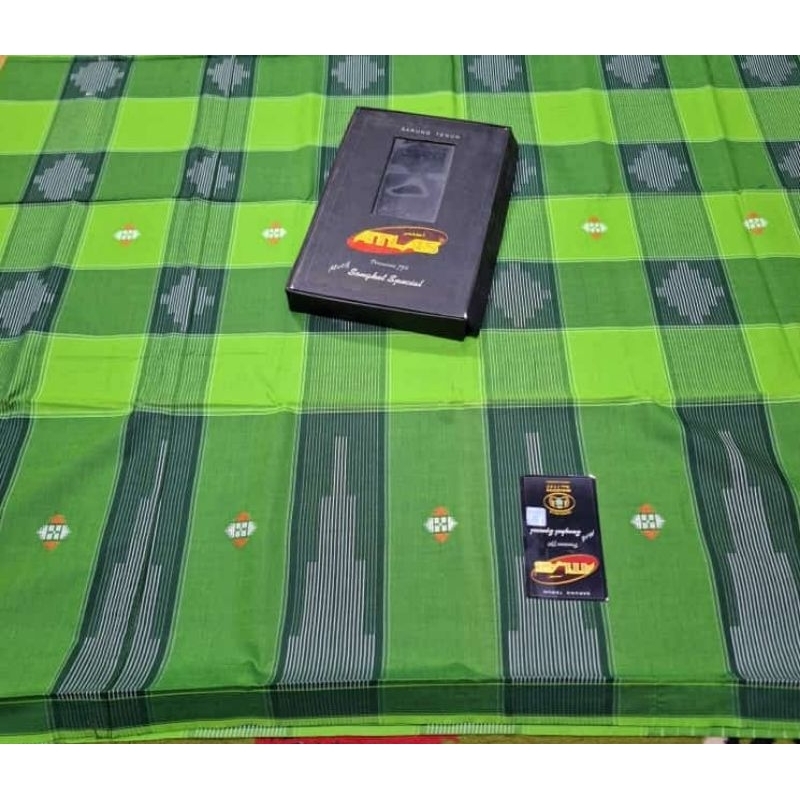 Sarung atlas songket jadul