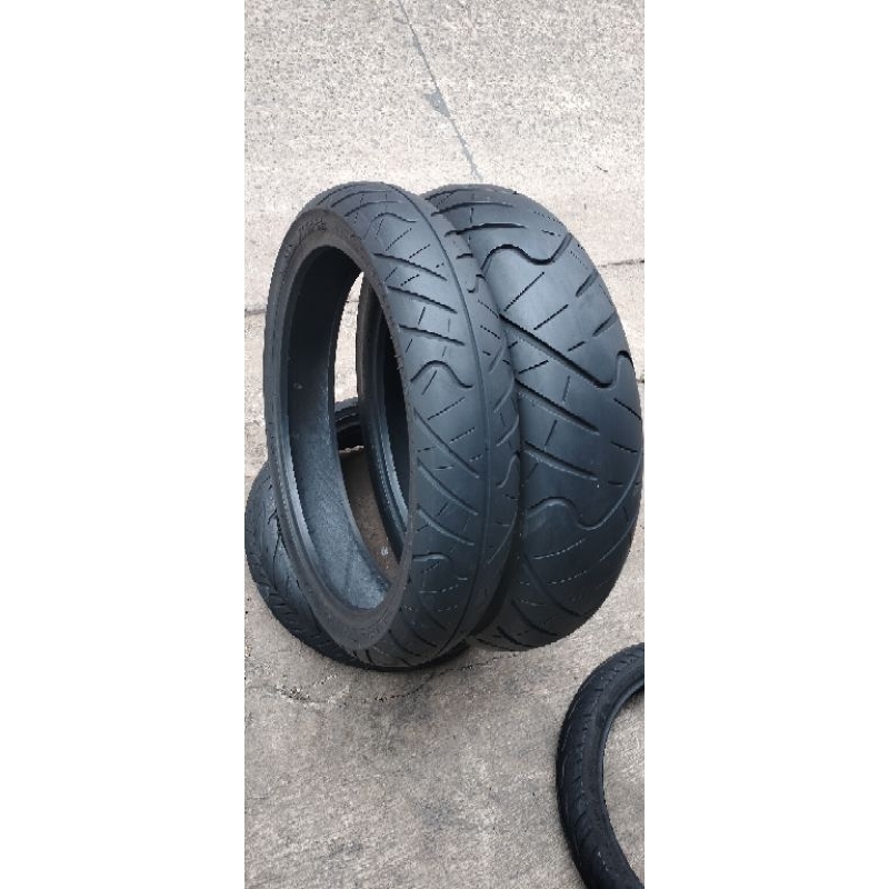 sepasang ban tubles cbr byson r15 ukuran 110-130-17