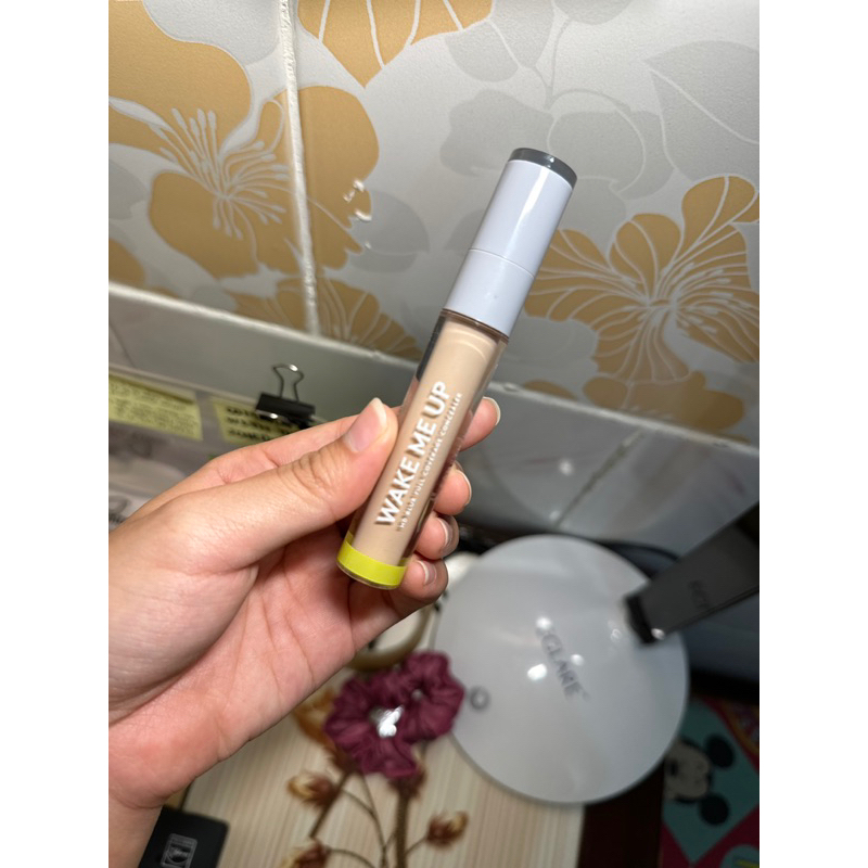 [Preloved] Somethinc Wake Me Up Concealer Shade Vanilla