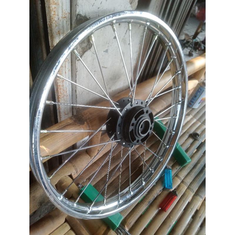 velg jari-jari 1pcs Depan Jupiter Z Jupiter Z1 ZX Vega ZR RR Vega R New ORIGINAL rakitan