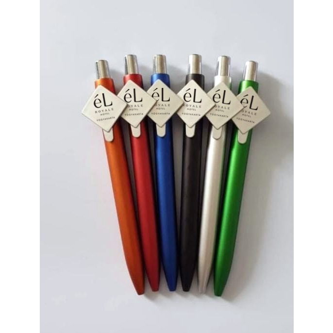 

PULPEN DIAMOND BALLPOINT CETAK PRINTING UNTUK SOUVENIR PERNIKAHAN PERKANTORAN ALAT TULIS