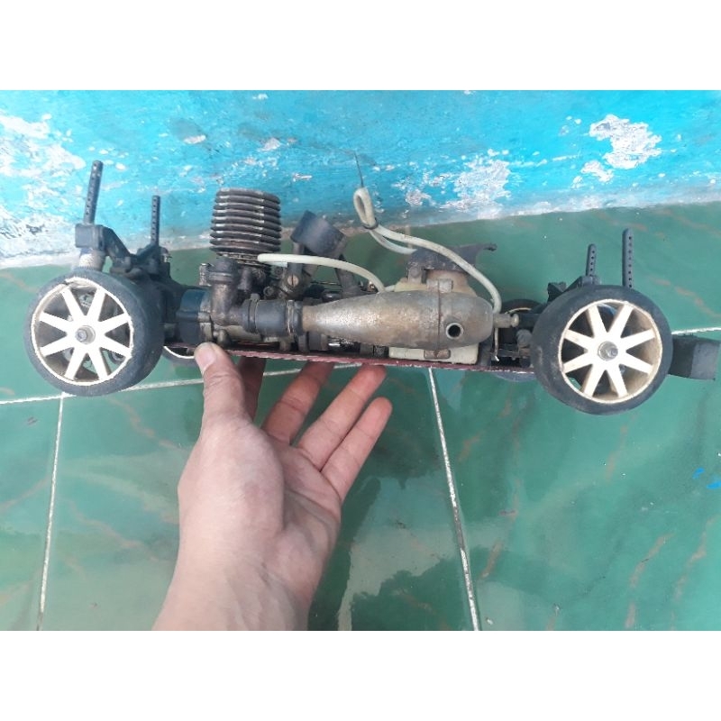 RC engine kyosho bekas pakean pribadi cek deskripsi