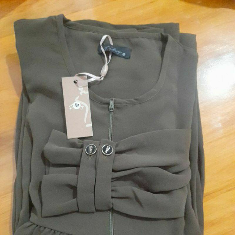 READY LAERINA BEECH DITSY MOSLEM, M