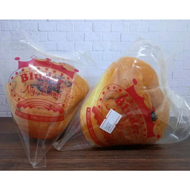 ROTI BLUDER NY ERNA KHAS BLITAR