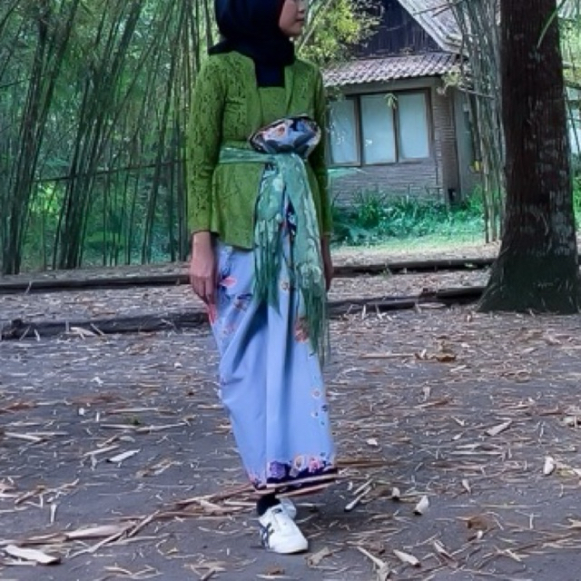 Kebaya Lawas | Brokat