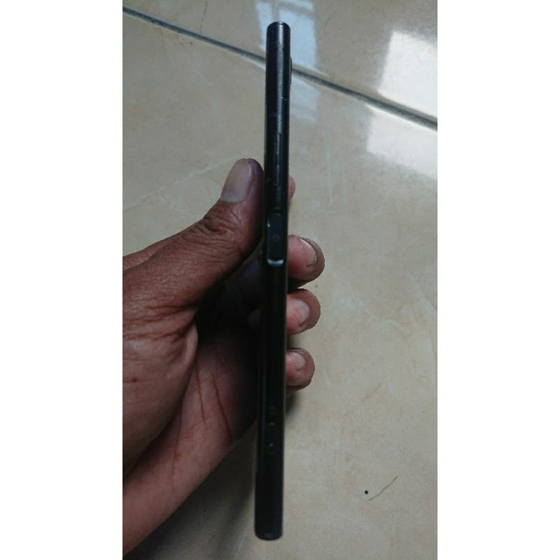 Sony Xperia xz1 au minus matot