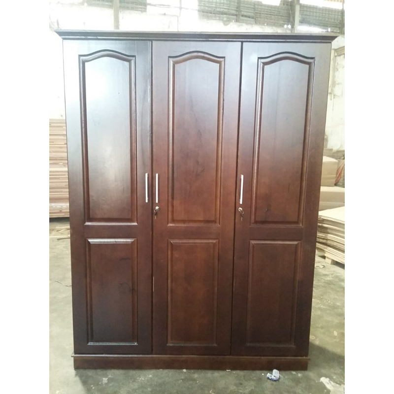 Lemari Pakaian Kayu 3 Pintu