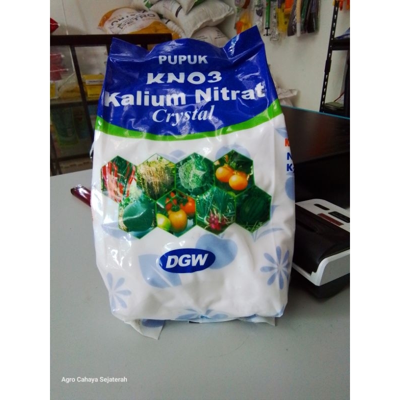 Pupuk KNO3 Kristal DGW 2 Kg Kalium Nitrat Crystal Putih kemasan pabrik