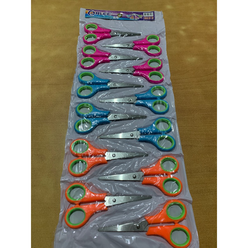 

(12pcs) Gunting Renteng Orlee Kecil