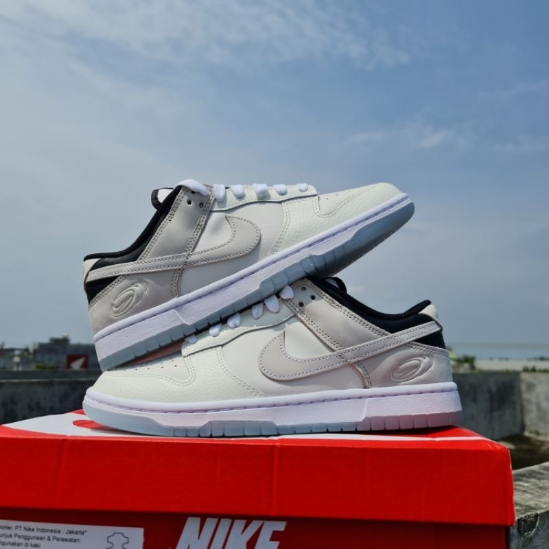 NIKE DUNK LOW SUPERSONIC (W)