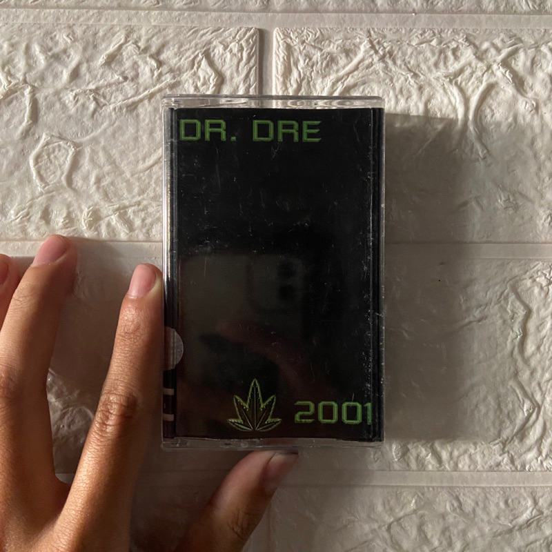 Kaset DR DRE 2001