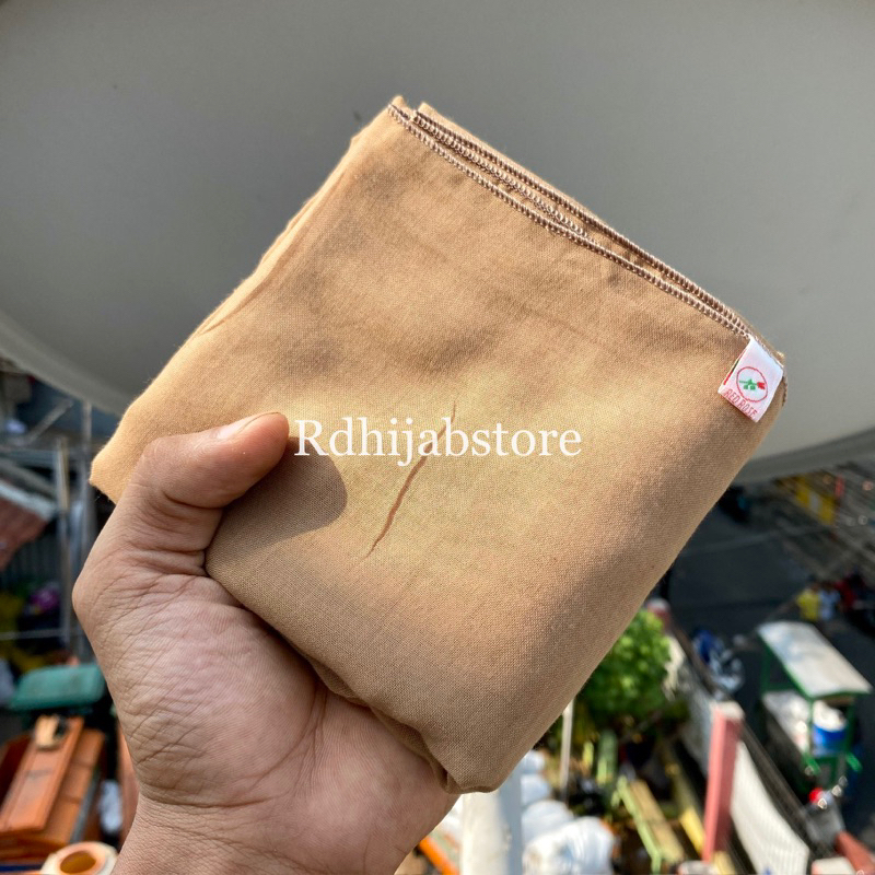hijab segiempat paris / catton paris old | red rose | azara | varisha-Cappucino