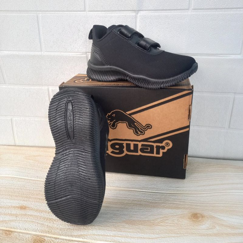 sepatu sekolah JAGUAR