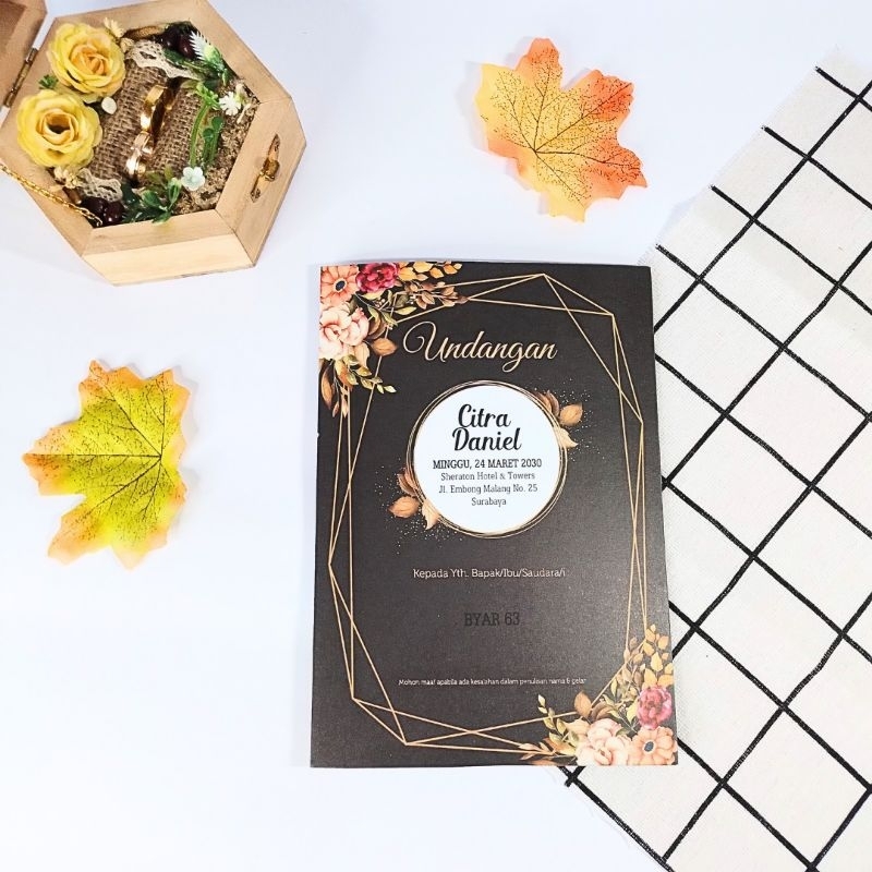 Undangan Pernikahan Tema Hitam Klasik Elegan