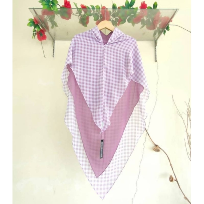 KHIMAR KOTAK LILAC BY HIJABKAYUNIE