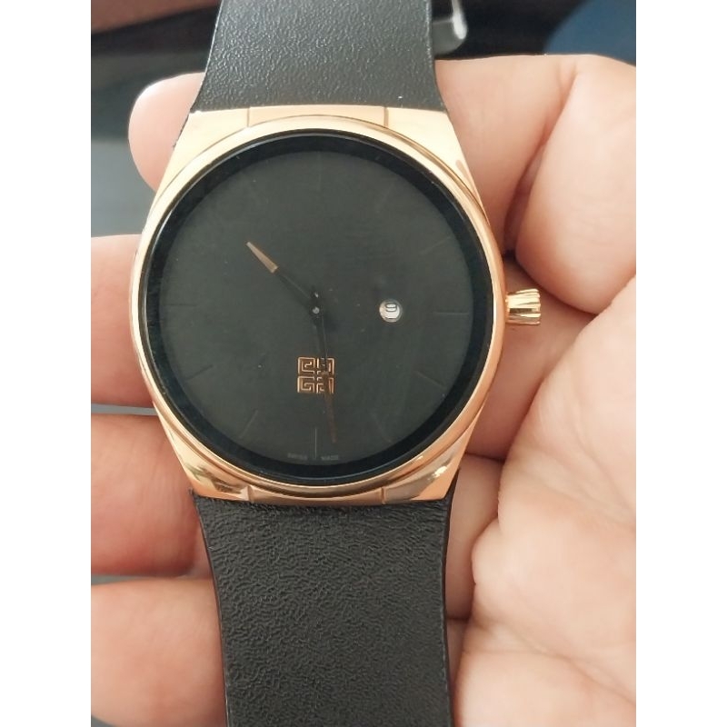 GIVENCHY Jam Tangan Pria second 829