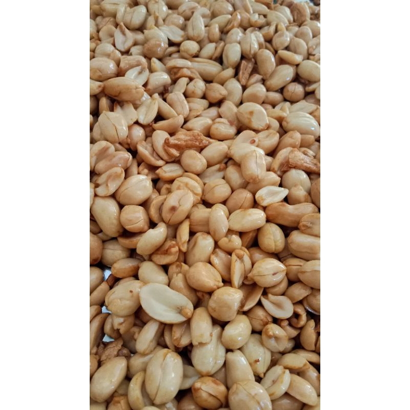 

Kacang Tojin Buk Emi
