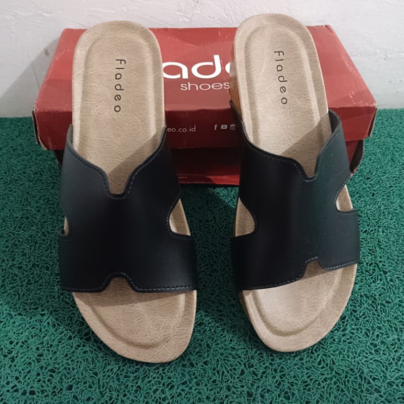 Wedges Fladeo Sandal Wanita