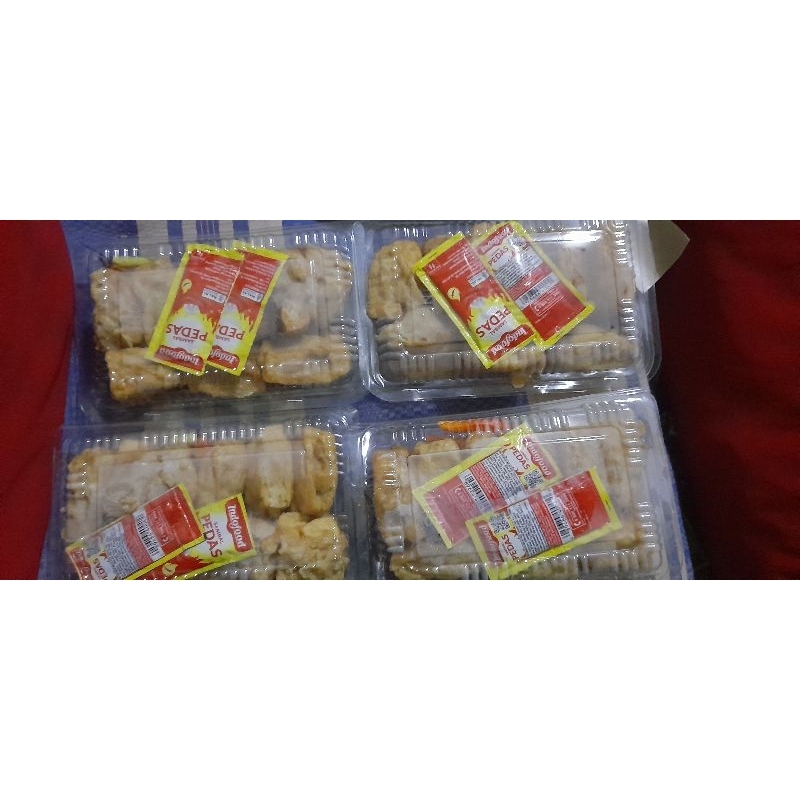 

Tahu Bakso Ayam (Froze Food) isi 8
