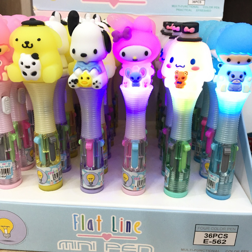 

Pulpen 4 warna Mini Ballpoint Led Kepala Karakter Sanrio - Twins star - Dino - Kuromi / Pulpen cetek 4 warna mini led