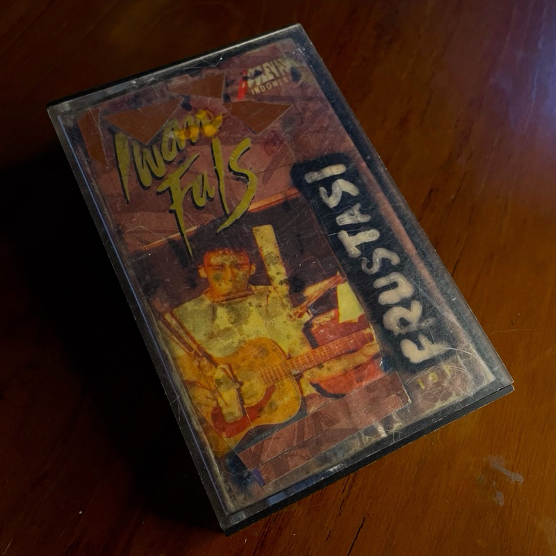 kaset pita iwan fals frustasi