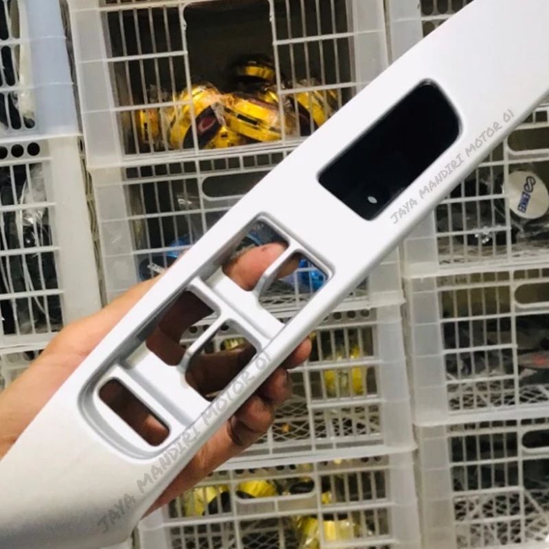 ARM REST DOOR TRIM PINTU DEPAN DAIHATSU LUXIO ORIGINAL