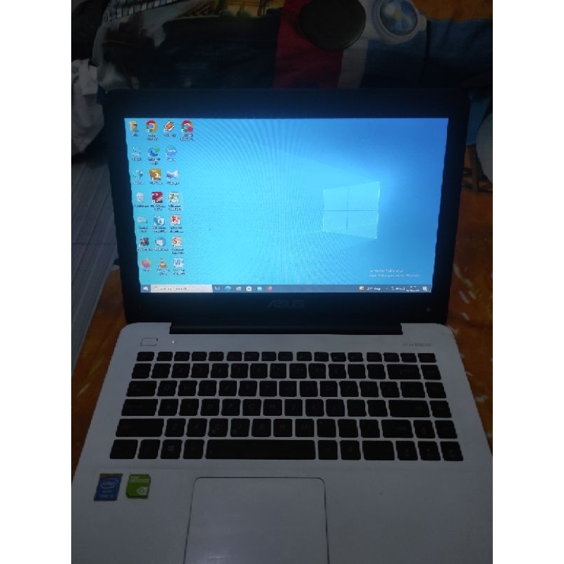 Laptop Asus Core I3 NVidia