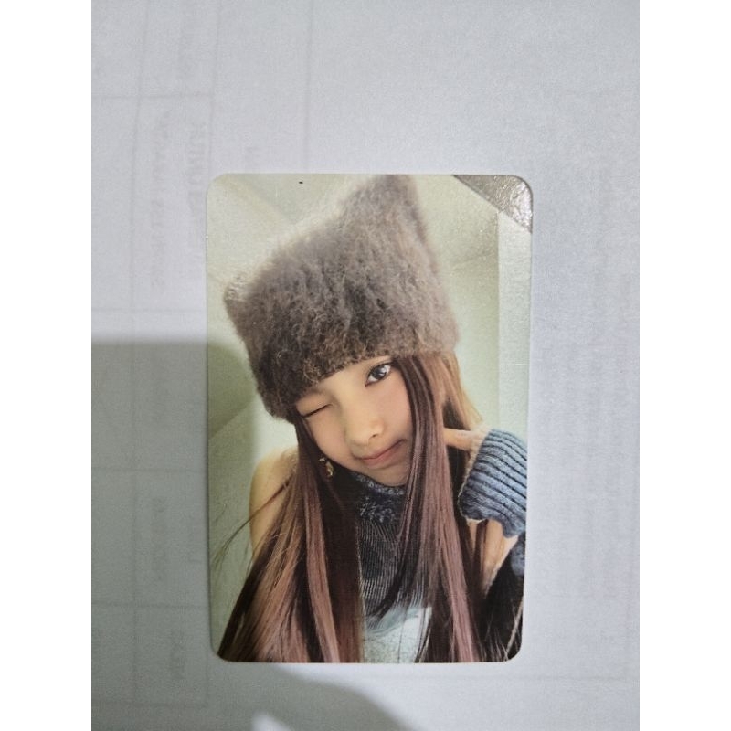 PC PHOTOCARD OFFICIAL NEW JEANS HYEIN