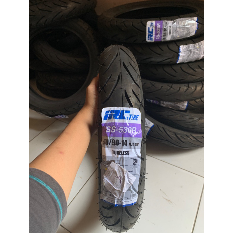 Ban Belakang Matic Tubeles IRC Ban Luar 90/90 Ring 14 Tubeles IRC