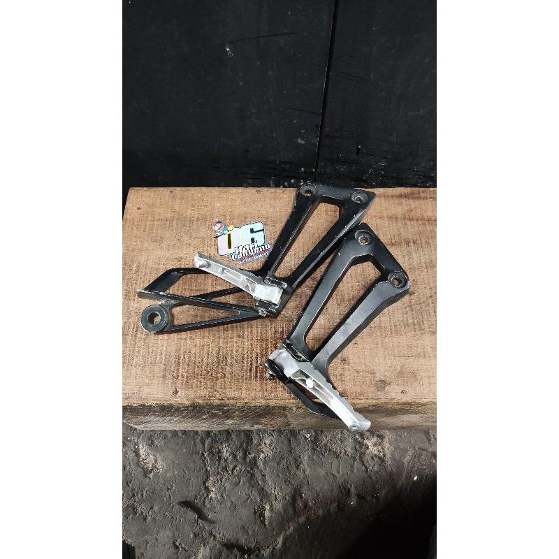 Footstep belakang MX KING