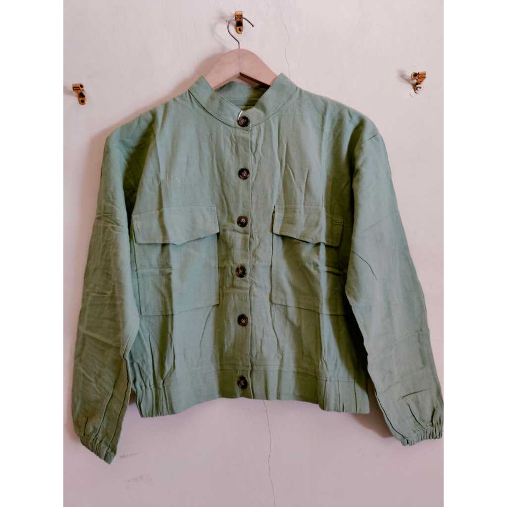 kemeja Nisa crop linen premium