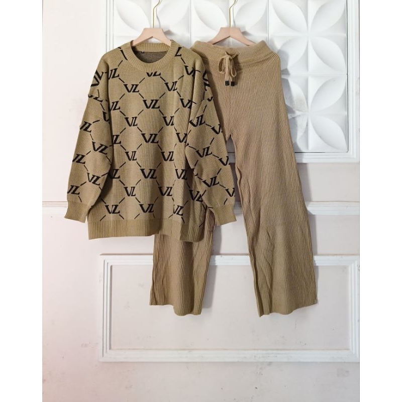 SET RAJUT JUMBO // SETELAN RAJUT JUMBO WANITA SMPLEI