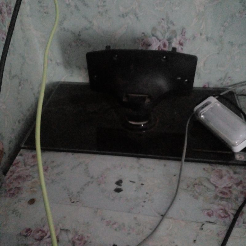 kaki tv led samsung 46 in