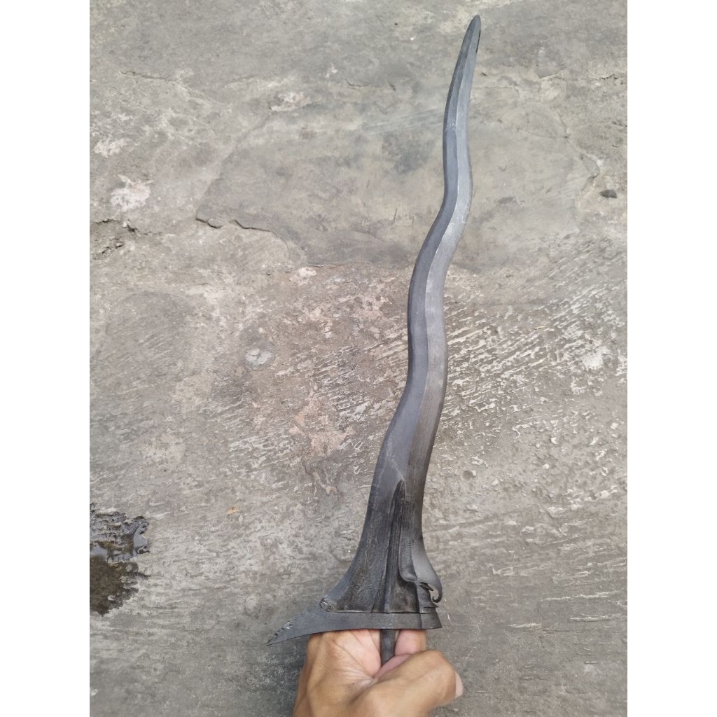 Keris dhapur Pandawa pamor Keleng