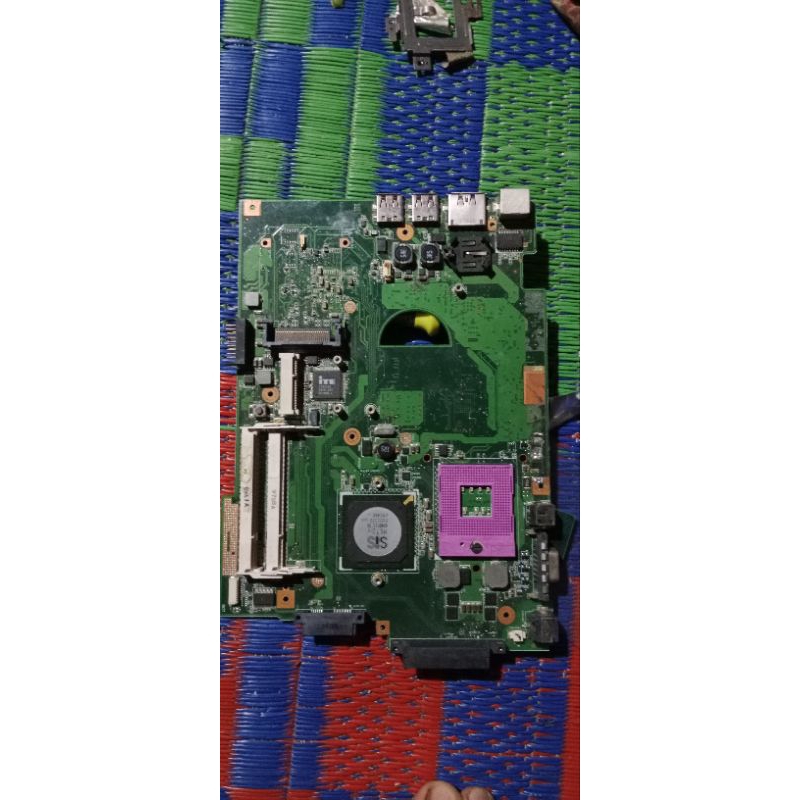 mobo laptop jadul buat bahan